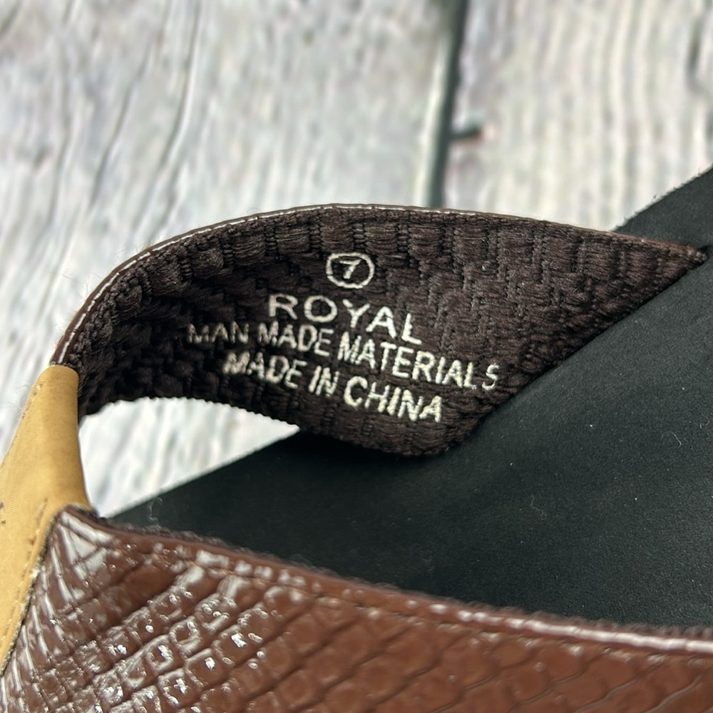 CORKYS ROYAL Brown Thong Slip On Soft Flip Flop Sandals - Picture 12 of 17